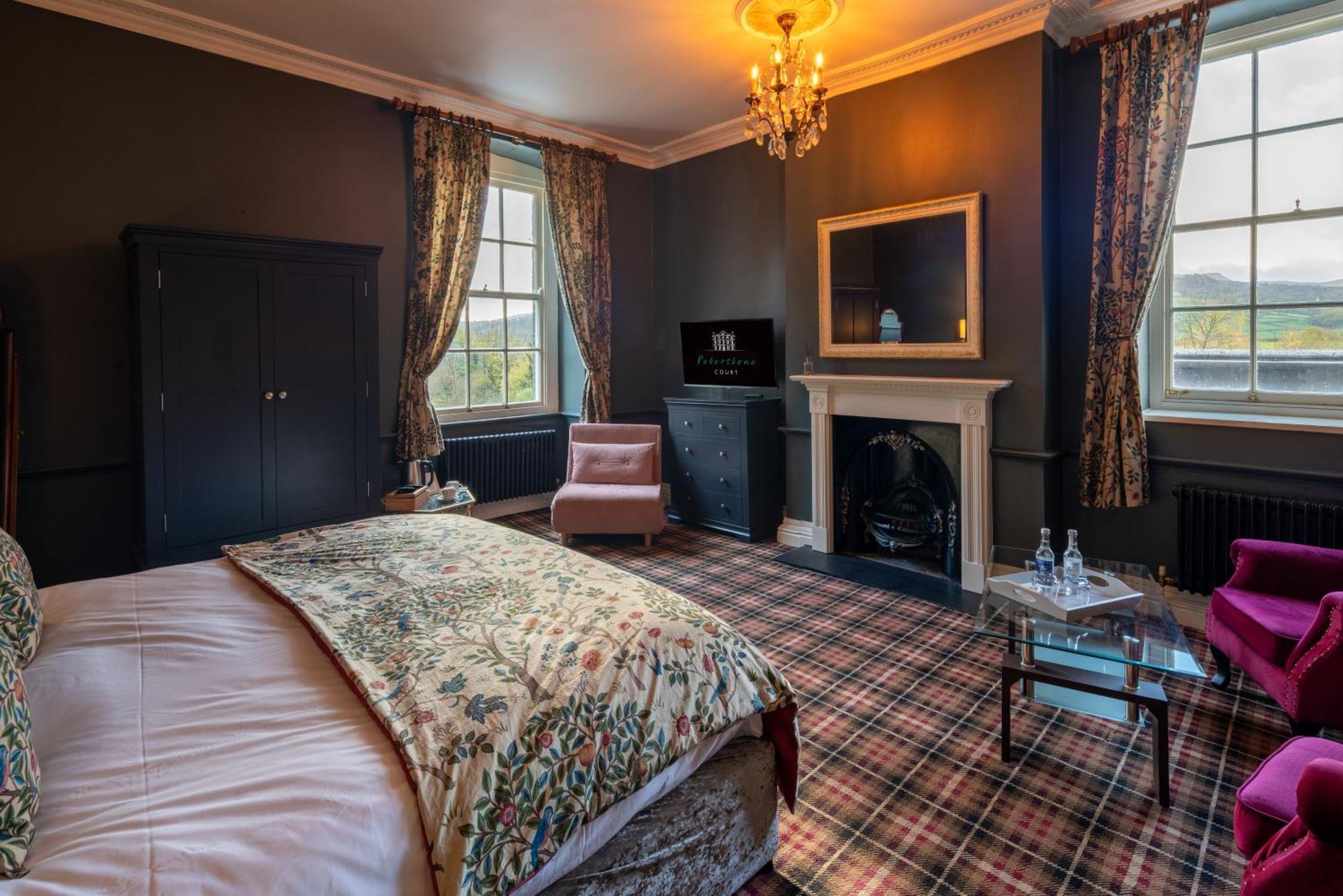 Peterstone Court Country House Restaurant & Spa Brecon Exteriör bild