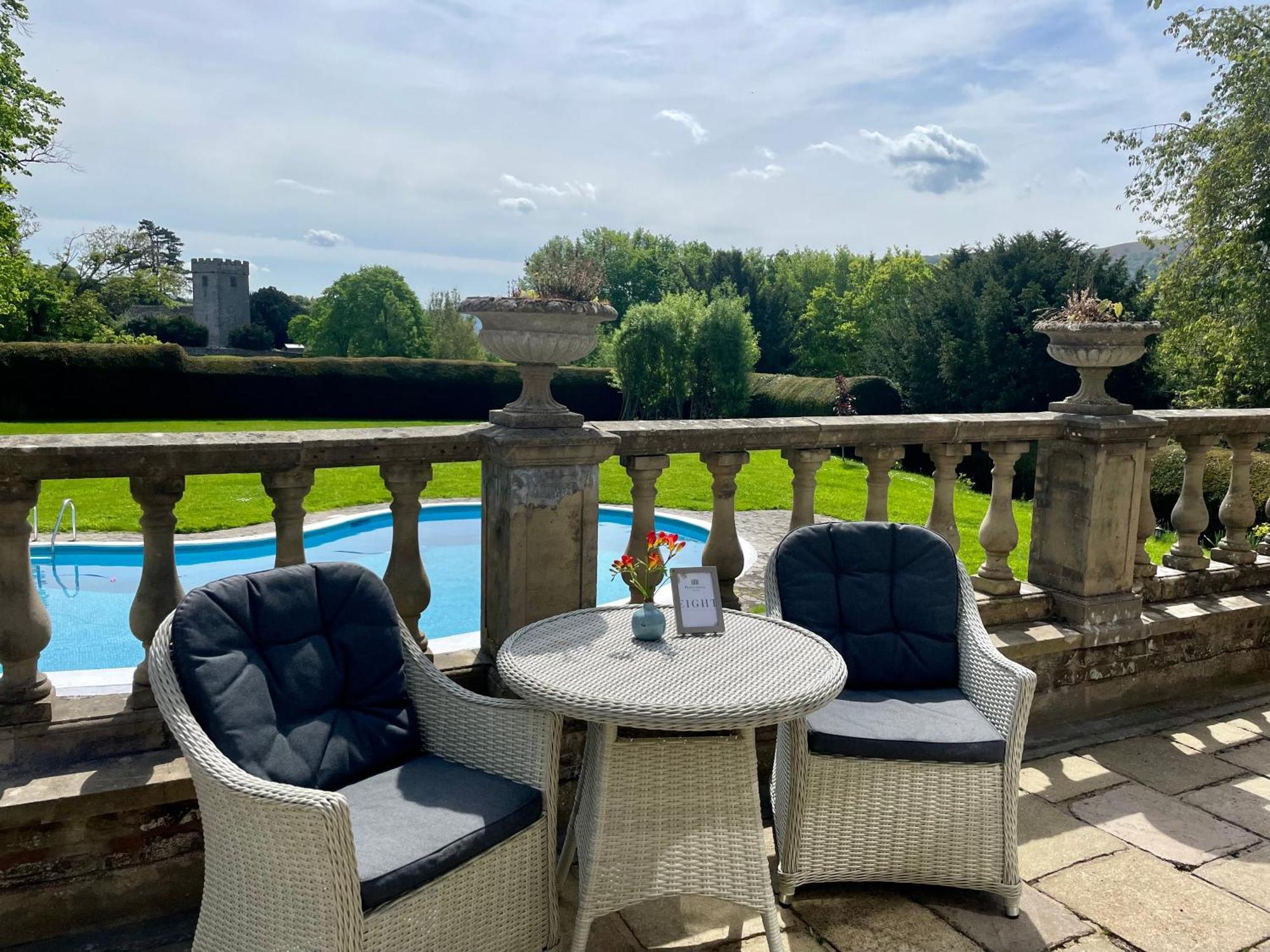 Peterstone Court Country House Restaurant & Spa Brecon Exteriör bild